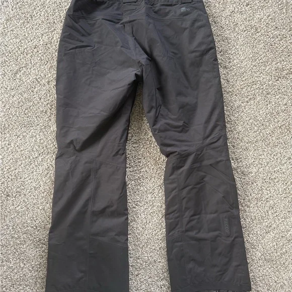 Patagonia Black Ski Pants - Picture 2 of 4